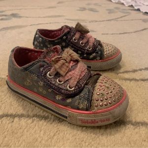 Sketcher’s Twinkle Toes  shoes girls / toddler size 9 - light up